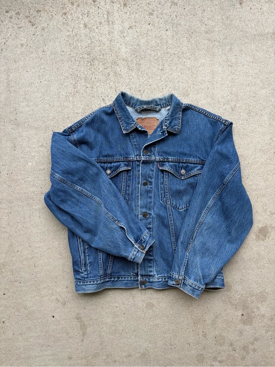 Levi's Other - Vintage 90s Levis 75025 Denim Trucker Jacket Made in Canada Medium Wash Large 27